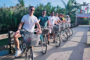 Hoi An: Countryside by Cycling, Buffalo Riding & Do Farming