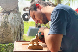 Hoi An Handicraft Workshop: Statue Wood Carving