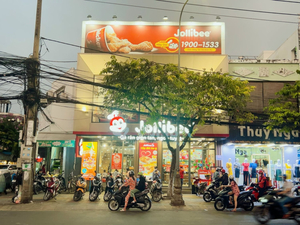 Jollibee Bến Tre