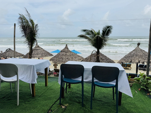Nam Gia Seafood Restaurant An Bang beach