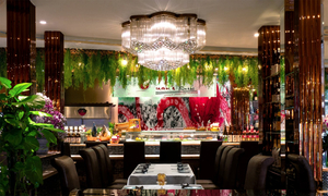 Nhà Hàng Bê Vàng - Hải Sản Tươi Sống - Live Seafood Restaurant & Grill