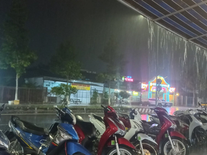 Quán 3 Chị Em