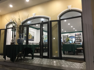 Tân Đông Dương Restaurant