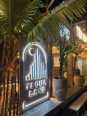 Tiqua Land