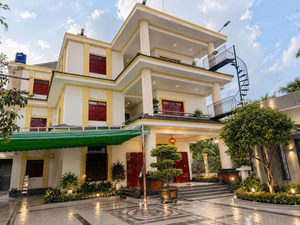 Viora Hotel