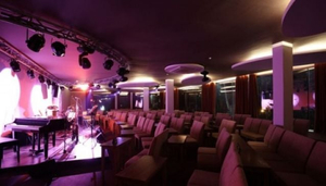 WE Restaurant & Lounge