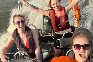 15-Minute Adrenaline Speedboat Shot on the Vistula