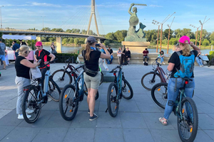 Warschau: hoogtepunten + Highline-toegang | 3 uur durende e-biketocht