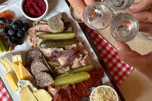 Polish Food Tour in Warsaw Old Town area