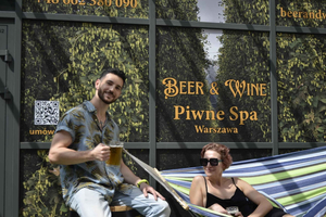 Varsavia: Esperienza di Bagno di Birra (Sauna, Bagno e Degustazione)