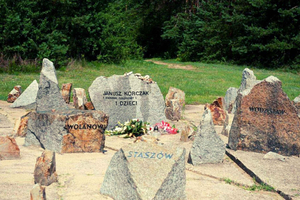 Warsaw: Small-Group Tour to Treblinka Extermination Camp