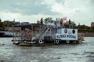 Varsavia: fai un giro in barca sul fiume Vistola a bordo della Kurka Wodna