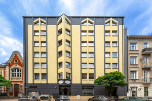 Hit Hotel