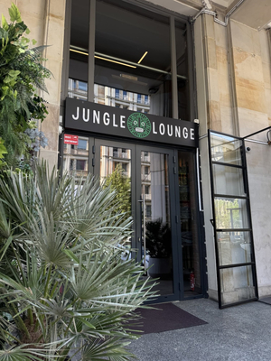 Jungle Lounge