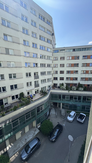 Warsaw Inside Solec