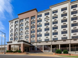 Holiday Inn Express & Suites Washington DC- NoMA