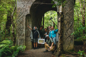 Wellington: Original LOTR Full-Day Tour with Weta & Lunch