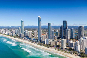 From Brisbane: Gold Coast Day Tour with Lunch