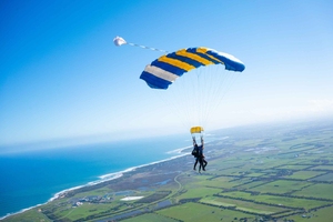Melbourne: Laskuvarjohyppy tandemina Great Ocean Roadin yllä + kuljetus