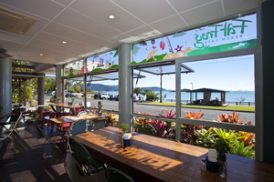 Fat Frog Beach Cafe