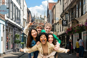 York: Tour a piedi e gioco di esplorazione della città
