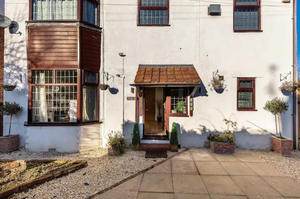 Camaraderie Guest House