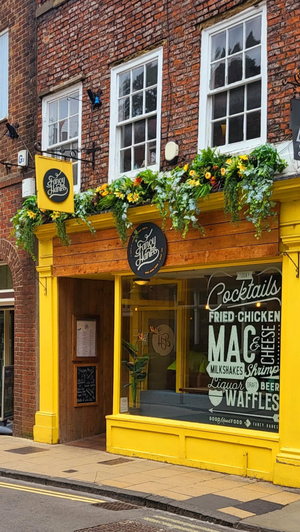 Fancy Hank's Bar & Kitchen