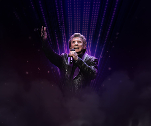 Venue Premium Tickets - Barry Manilow