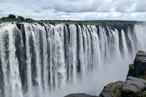 Solo Traveler Group Tour: Victoria Falls Zimbabwe & Zambia