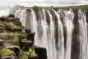 Victoria Falls: Private Transfer With Tour Of The Falls