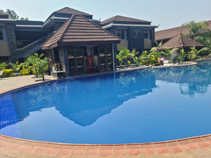 Palm Kalash Resort