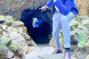 Grutas de Chinhoyi : Exploradores do Zimbabué !!!