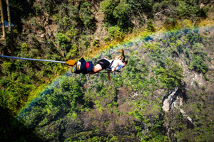 Cataratas Victoria: Combo de Puenting y Paseo en barco a reacción