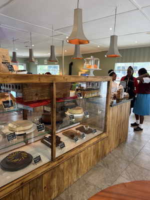 Colly's Cafe & Deli