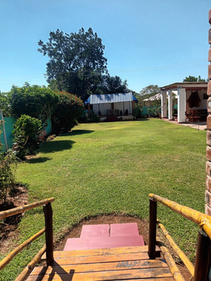 Crocodile Rock Guest Lodge
