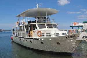Mirabel Houseboat