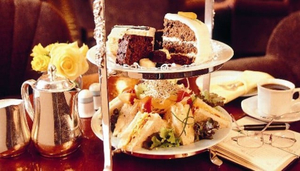 The Lounge - Meikles Hotel