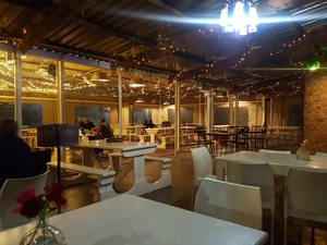 Tin Roof Bucket Bar and Bistro