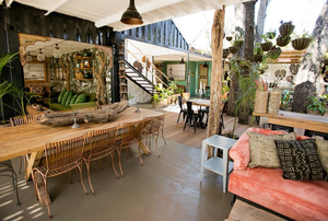 Zambezi House - Bar and Canteen