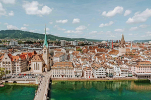 Zurich 2 Hour City Tour with Alpine Views & Lake Cruise