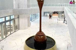 Zurich Lindt Chocolate Factory Ticket with Hotel Pickup