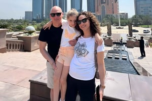 Abu Dhabi-tur hele dagen – Grand Mosuqe, Louvre-museet og mer