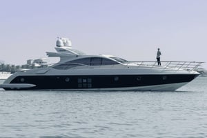 Abu Dhabi Yacht Charter: 6-timers tur fra kl. 14.00 til 20.00