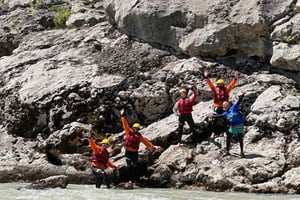 Eventyr til Vjosa Rafting og Permet Hot Springs fra Saranda