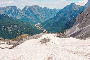 Alpes Albaneses: Excursão de 3 dias ao Lago Komani, Valbona e Thethi