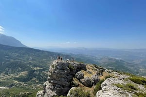 Berat: excursión de un día a la montaña Tomorr y los lagos de Dardhë