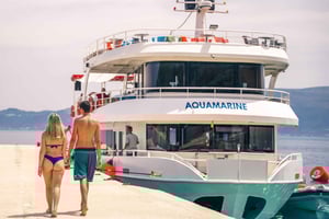 Cruzeiro diário em Sazan, Karaburun e Caverna Haxhi Ali