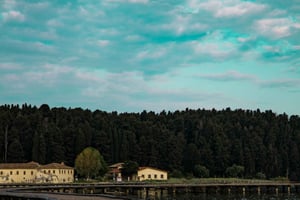 Dagstur til: Apollonia, Narta-lagunen og Zvernec-klosteret