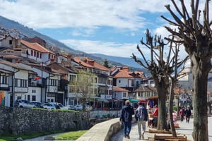 Von Albanien aus: Tagestour nach Prizren und optional nach Prishtina