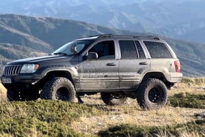 Экскурсия из Берата: каньон Осуми и водопад Богова.